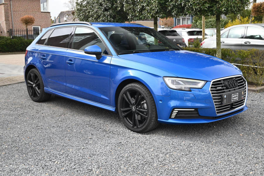Audi A3 Sportback 40 e-tron 204 PK S-Line Adaptive Virtual Camera Matrix App-Connect 18''