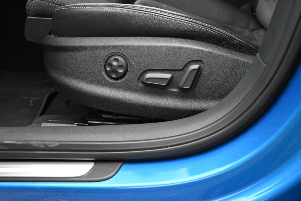 Audi A3 Sportback 40 e-tron 204 PK S-Line Adaptive Virtual Camera Matrix App-Connect 18''
