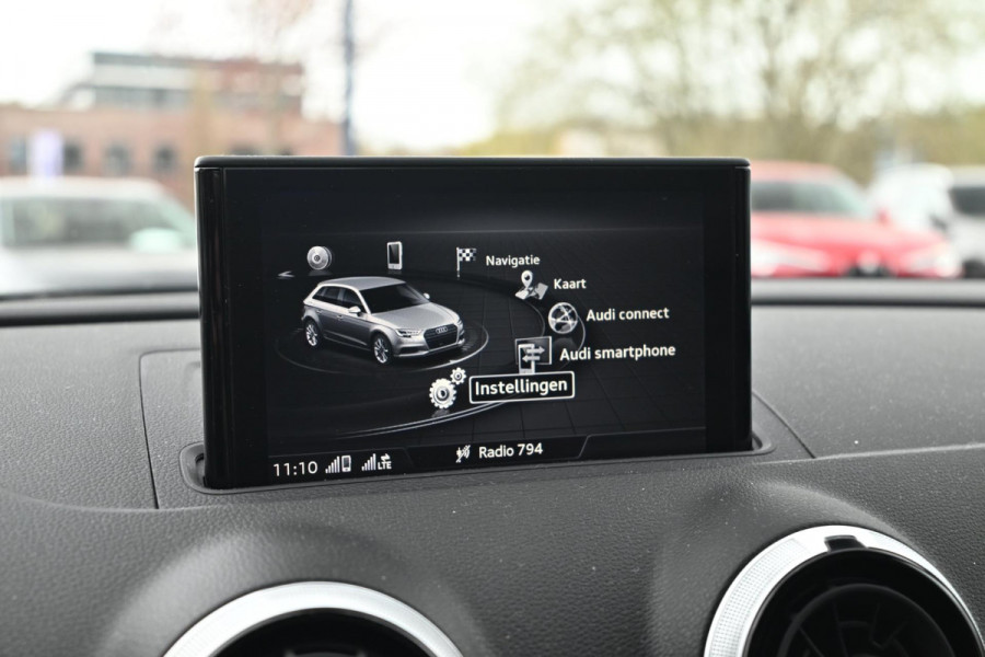 Audi A3 Sportback 40 e-tron 204 PK S-Line Adaptive Virtual Camera Matrix App-Connect 18''