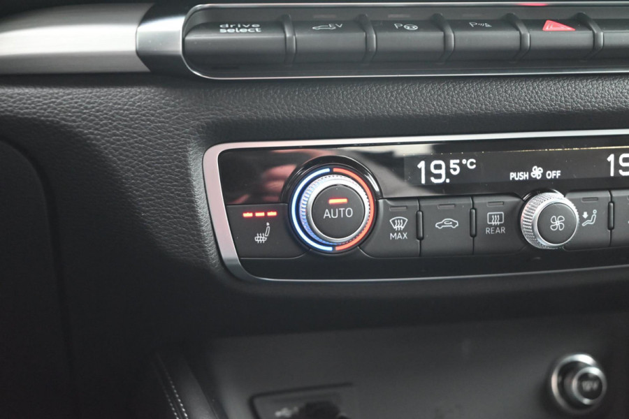 Audi A3 Sportback 40 e-tron 204 PK S-Line Adaptive Virtual Camera Matrix App-Connect 18''