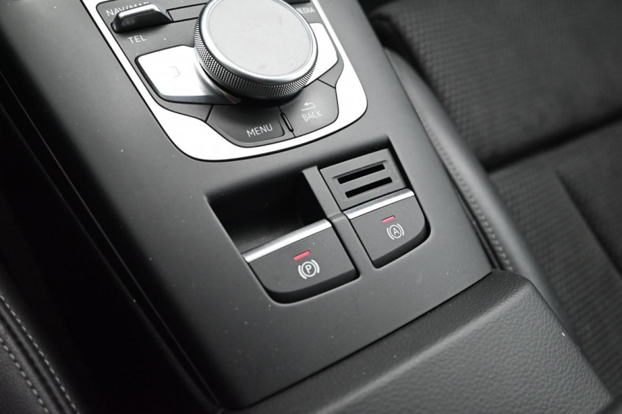 Audi A3 Sportback 40 e-tron 204 PK S-Line Adaptive Virtual Camera Matrix App-Connect 18''