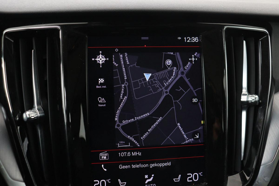 Volvo V60 2.0 T6 Twin Engine AWD Momentum Pro | Panoramadak | Trekhaak | Adaptive cruise | Stoelverwarming | Navigatie | Full LED