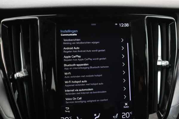Volvo V60 2.0 T6 Twin Engine AWD Momentum Pro | Panoramadak | Trekhaak | Adaptive cruise | Stoelverwarming | Navigatie | Full LED