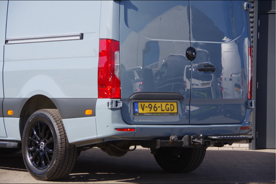 Mercedes-Benz Sprinter 319 3.0 CDI V6 L2H2 AUT. LED, LEDER, 2X SCHUIFDEUR, 3.5T TREKHAAK, 360 CAMERA, NAVI, CRUISE, STANDKACHEL