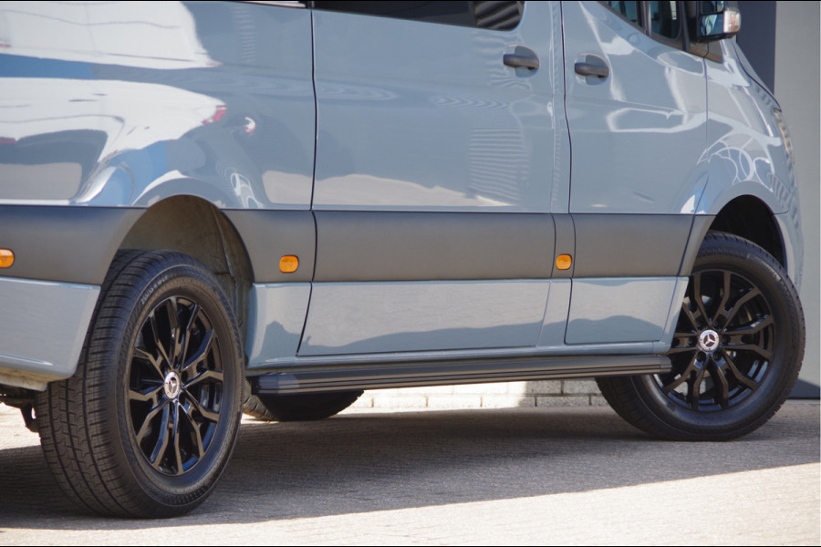Mercedes-Benz Sprinter 319 3.0 CDI V6 L2H2 AUT. LED, LEDER, 2X SCHUIFDEUR, 3.5T TREKHAAK, 360 CAMERA, NAVI, CRUISE, STANDKACHEL