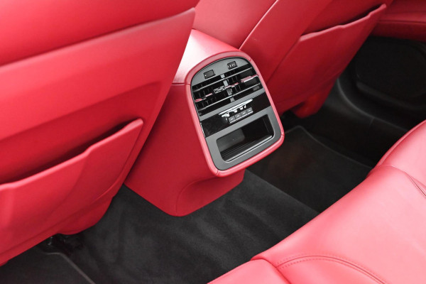 Maserati Quattroporte 3.0 V6 TwinTurbo S 430 PK Adaptive Schuifdak H&K Keyless LED Camera 19''