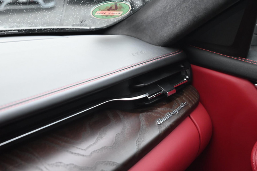 Maserati Quattroporte 3.0 V6 TwinTurbo S 430 PK Adaptive Schuifdak H&K Keyless LED Camera 19''