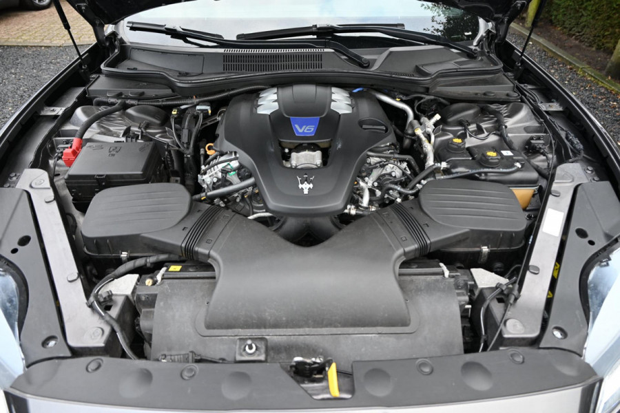 Maserati Quattroporte 3.0 V6 TwinTurbo S 430 PK Adaptive Schuifdak H&K Keyless LED Camera 19''