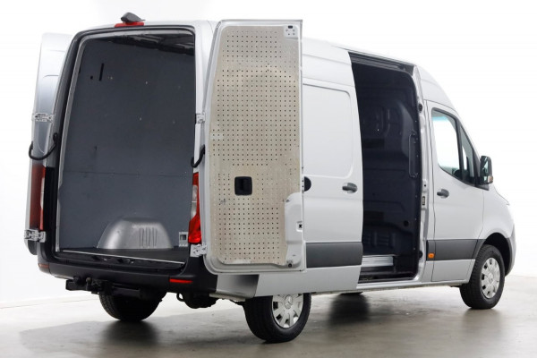 Mercedes-Benz Sprinter 314 CDI 143pk E6 RWD 7G Automaat L2H2 Airco/Camera/Trekhaak 3500kg 05-2019