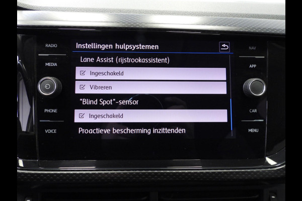 Volkswagen T-Cross 1.0 TSI Life NAVI/VIRTUAL/TREKHAAK/17"LMV!