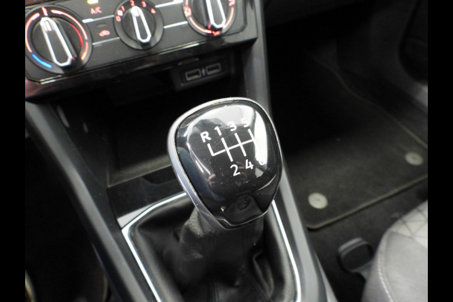 Volkswagen T-Cross 1.0 TSI Life NAVI/VIRTUAL/TREKHAAK/17"LMV!