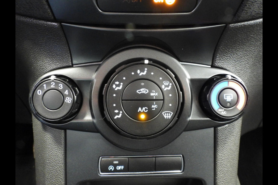 Ford Fiesta 1.0 Style Essential NAVI/AIRCO/BLUETOOTH!