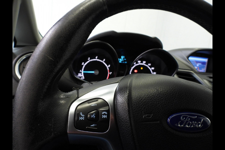 Ford Fiesta 1.0 Style Essential NAVI/AIRCO/BLUETOOTH!