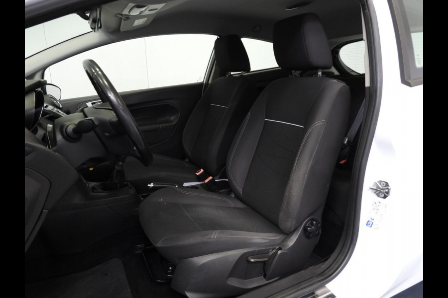 Ford Fiesta 1.0 Style Essential NAVI/AIRCO/BLUETOOTH!