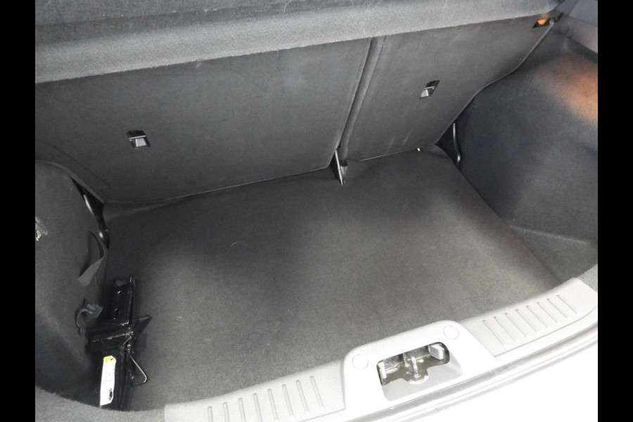 Ford Fiesta 1.0 Style Essential NAVI/AIRCO/BLUETOOTH!