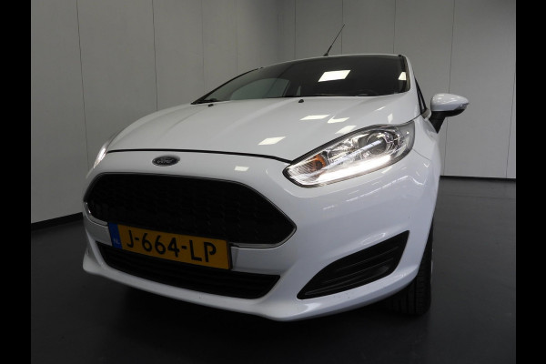 Ford Fiesta 1.0 Style Essential NAVI/AIRCO/BLUETOOTH!