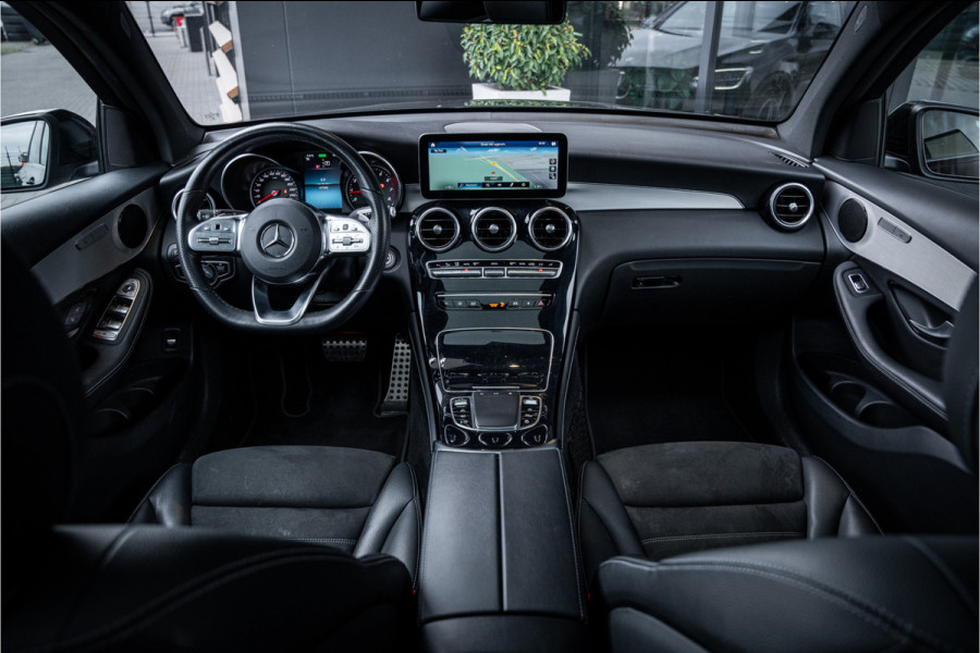 Mercedes-Benz GLC GLC200 4MATIC Business Solution AMG - Panorama | Cruise Control | Camera | Stoelverwarming