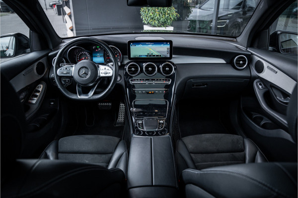 Mercedes-Benz GLC GLC200 4MATIC Business Solution AMG - Panorama | Cruise Control | Camera | Stoelverwarming