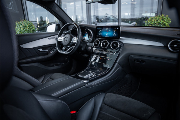 Mercedes-Benz GLC GLC200 4MATIC Business Solution AMG - Panorama | Cruise Control | Camera | Stoelverwarming