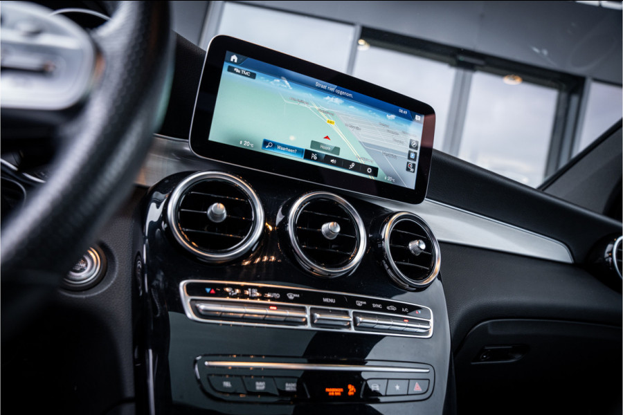Mercedes-Benz GLC GLC200 4MATIC Business Solution AMG - Panorama | Cruise Control | Camera | Stoelverwarming