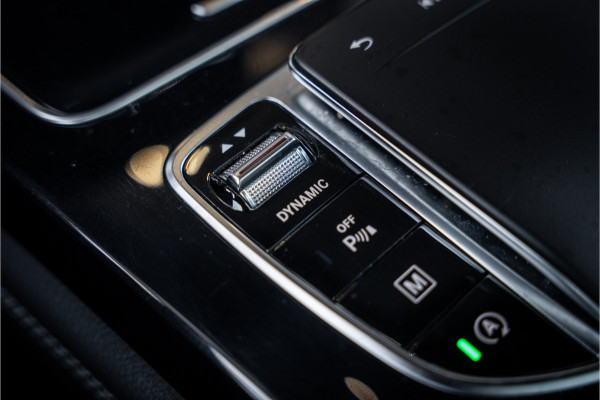 Mercedes-Benz GLC GLC200 4MATIC Business Solution AMG - Panorama | Cruise Control | Camera | Stoelverwarming