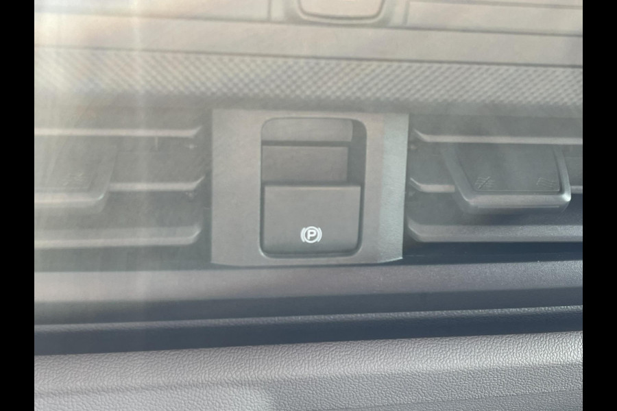 Ford Transit Custom 320 2.0 TDCI L2H1 Trend SCI Automaat 170pk |  DC | Snoeks Dubbele Cabine Luxe | Adaptive cruise control | Dubbele schuifdeur | 8-weg bestuurderstoel + passagiersstoel | Stoelverwarming | Dodehoeksensoren | Navigatie | Electrictrich inklapbare spiegels | 16 inch lichtmetalen velgen | Full LED | Dual-zone climate control | LED laadruimteverlichting