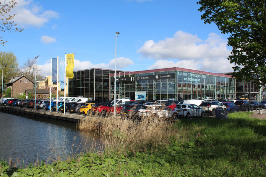 Opel Vivaro Electric L2 75 kWh | 1,9% | e-PTO 400V | navi incl. Apple Carplay | camera | rijklaarprijs