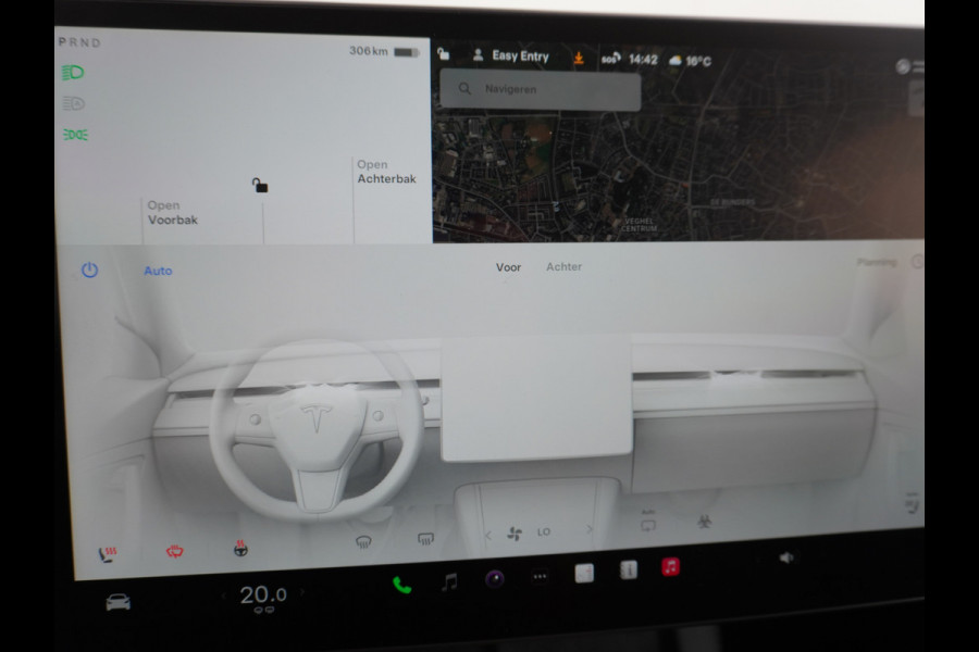Tesla Model Y RWD 60kWh LFP 300PK Warmtepomp FSD-Computer 3 Auto-Pilot Sleutel-loos(via-GSM) Leder Premium Audio Camera's Panormadak Adap.Crui Elektr. Acht.klep WiFi Priv.Glass AEB ASR ESP IsoFix Connected-Services 1600kg Trekvermogen Orig.NLse Auto Accu-Garantie 6-2031/160.000km 1e Eigenaar 11kw thuis of snelladen tot 170kWh Slechts 13dkm