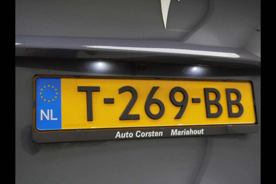 Tesla Model Y RWD 60kWh LFP 300PK Warmtepomp FSD-Computer 3 Auto-Pilot Sleutel-loos(via-GSM) Leder Premium Audio Camera's Panormadak Adap.Crui Elektr. Acht.klep WiFi Priv.Glass AEB ASR ESP IsoFix Connected-Services 1600kg Trekvermogen Orig.NLse Auto Accu-Garantie 6-2031/160.000km 1e Eigenaar 11kw thuis of snelladen tot 170kWh Slechts 13dkm