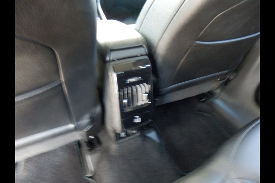 Jeep Compass 4xe 240 Hybride | Upland | leder | Navi | 18" |