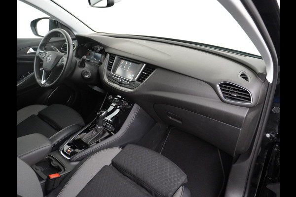Opel Grandland X 131pk AUT. Navi Pdc Apple Carplay Android Trekhaak Ecc Cruise control AGR-Comfort Stoelen Verwarmd 1.2 Turbo Verkeersbord detectie Regen/Lichtsensor Led Wifi Rijstrooksensor Business Executive