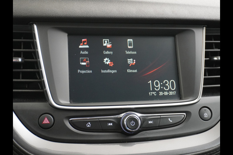 Opel Grandland X 131pk AUT. Navi Pdc Apple Carplay Android Trekhaak Ecc Cruise control AGR-Comfort Stoelen Verwarmd 1.2 Turbo Verkeersbord detectie Regen/Lichtsensor Led Wifi Rijstrooksensor Business Executive