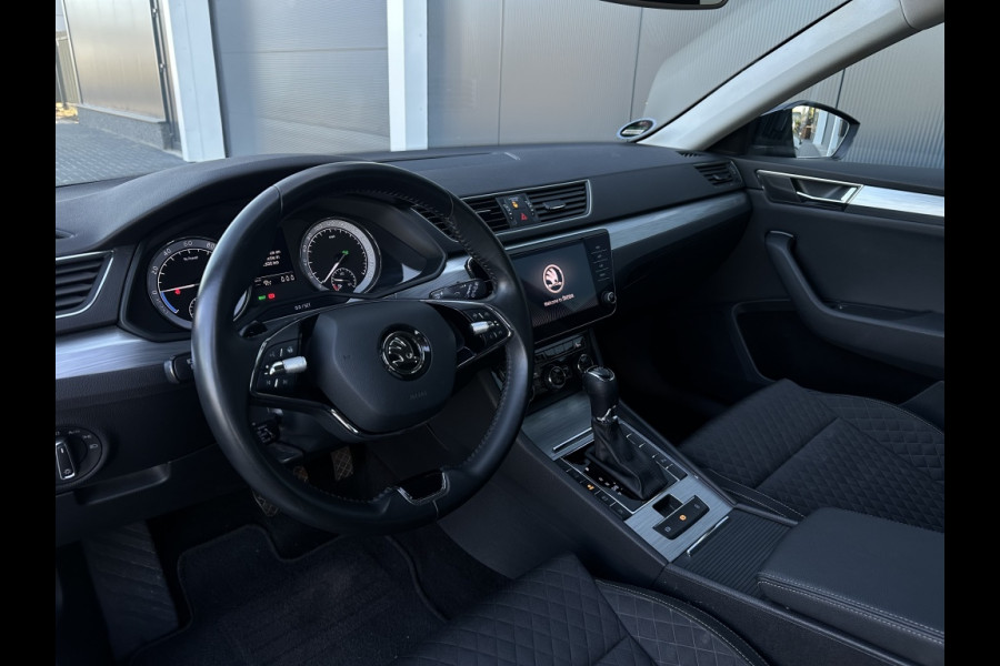 Škoda Superb Combi 1.4 TSI iV Bns Ed. 218pk NAVI/CAMERA/ACC/ECC/PDC/MF STUUR