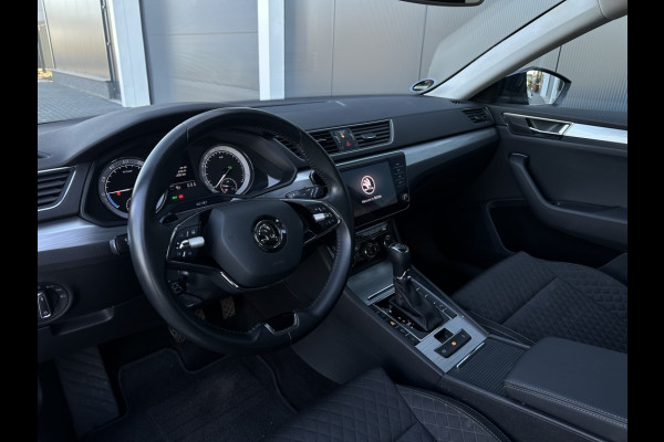 Škoda Superb Combi 1.4 TSI iV Bns Ed. 218pk NAVI/CAMERA/ACC/ECC/PDC/MF STUUR