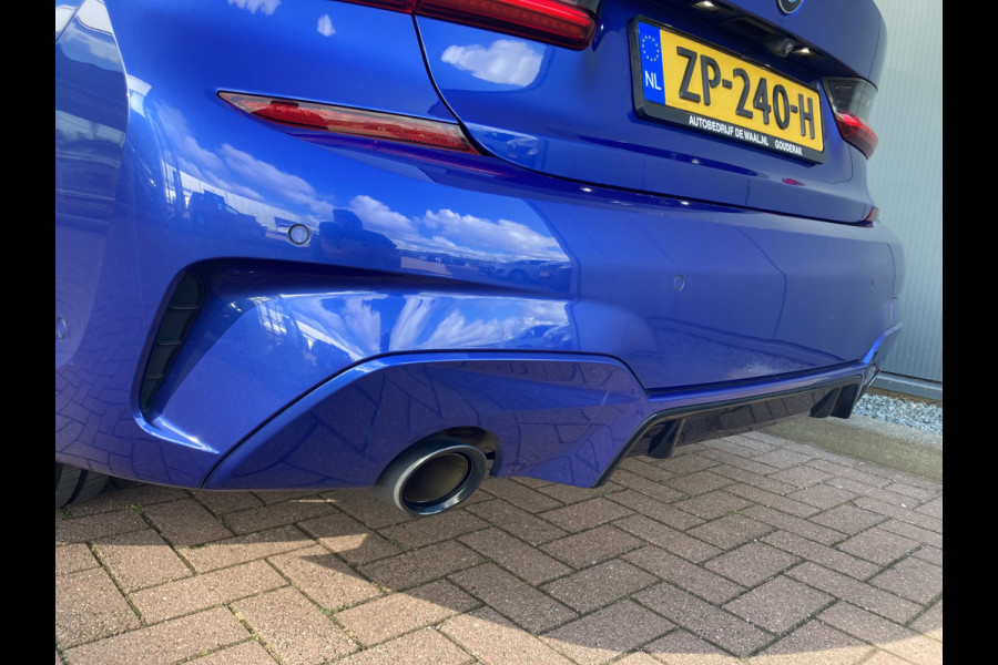 BMW 3-serie 330i M-Sport 260pk Automaat High Exec.Edition SCHUIFDAK/HARMANKARDON/LEDER/360CAMERA/HUD/19INCH
