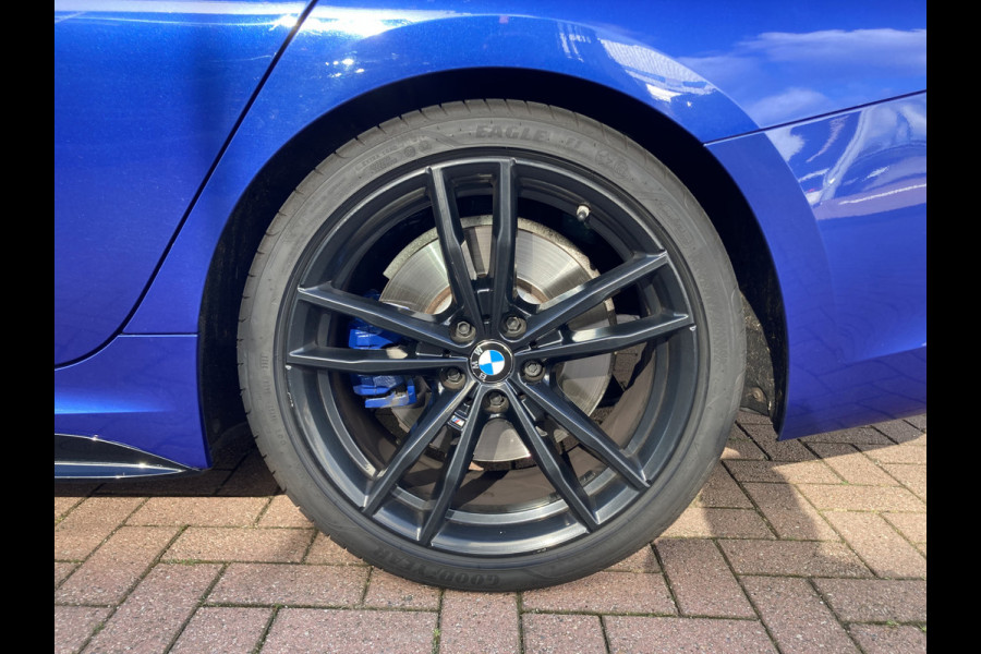 BMW 3-serie 330i M-Sport 260pk Automaat High Exec.Edition SCHUIFDAK/HARMANKARDON/LEDER/360CAMERA/HUD/19INCH