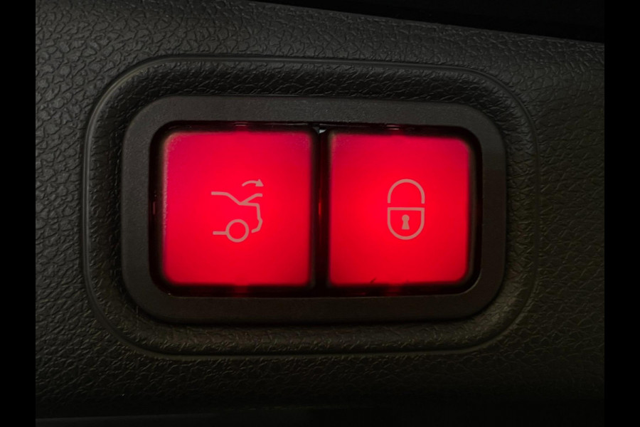 Mercedes-Benz E-Klasse 350d / NL-auto / Keyless / Sfeerverlichting
