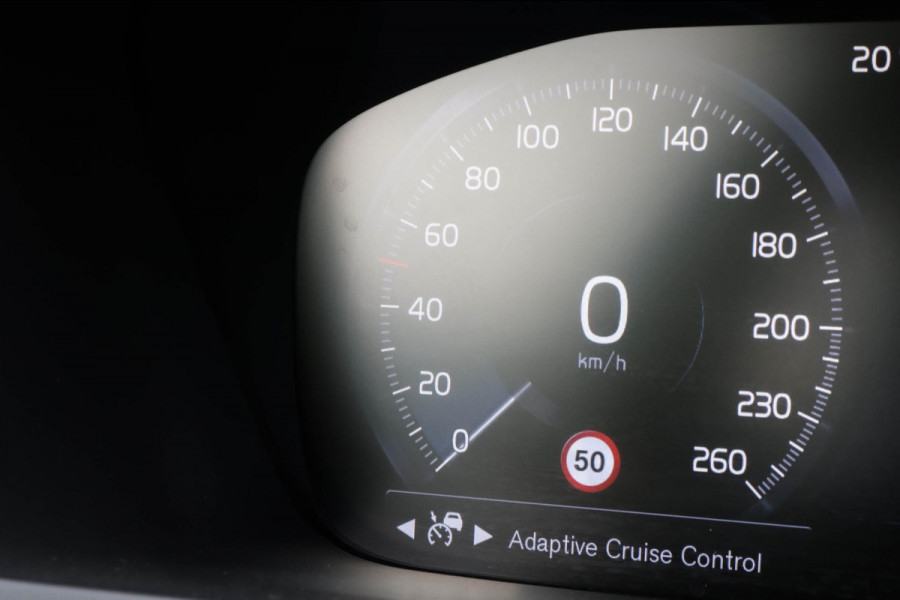 Volvo XC90 2.0 T8 Twin Engine AWD R-Design - 7-PERSOONS