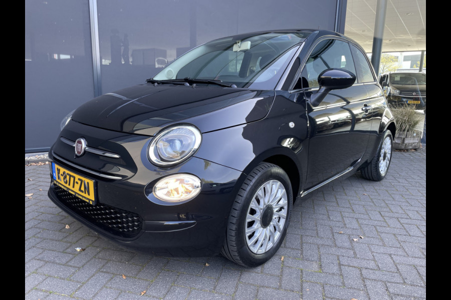 Fiat 500 1.2 Lounge Cruise control - Licht metalen velgen - Navigatie - Panoramadak - Parkeersensoren achter - regensensor - mistlampen - lederen stuurwiel