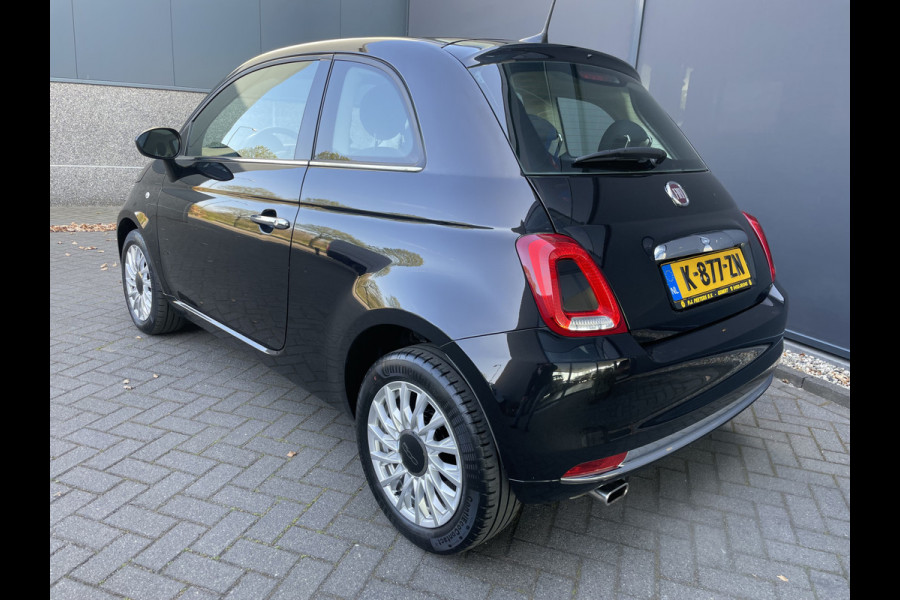 Fiat 500 1.2 Lounge Cruise control - Licht metalen velgen - Navigatie - Panoramadak - Parkeersensoren achter - regensensor - mistlampen - lederen stuurwiel