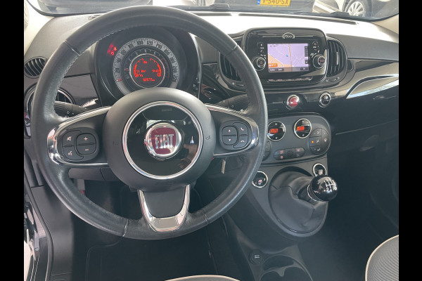 Fiat 500 1.2 Lounge Cruise control - Licht metalen velgen - Navigatie - Panoramadak - Parkeersensoren achter - regensensor - mistlampen - lederen stuurwiel