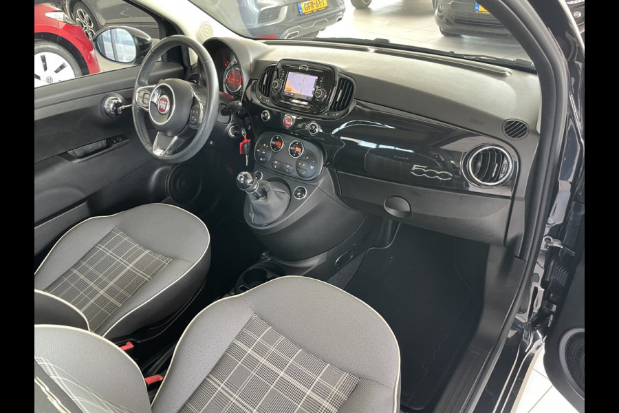 Fiat 500 1.2 Lounge Cruise control - Licht metalen velgen - Navigatie - Panoramadak - Parkeersensoren achter - regensensor - mistlampen - lederen stuurwiel