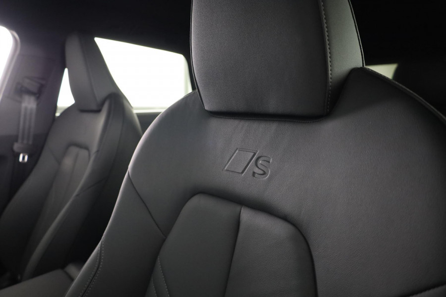 Audi A5 Avant 2.0 TFSI edition one 204pk | 19 inch lichtmetalen velgen | Elektrisch verstelbare voorstoelen | Parkeer assistent plus