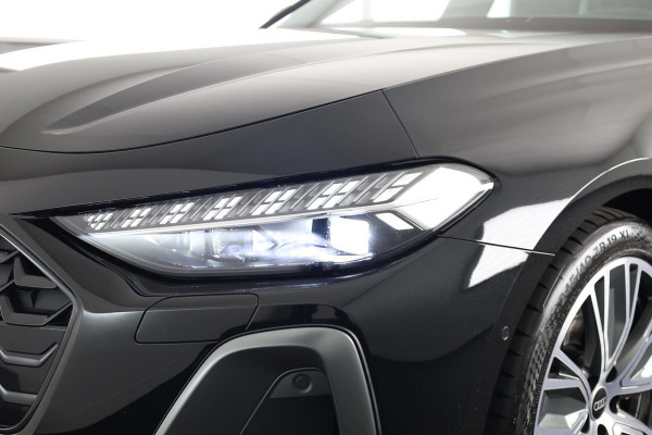 Audi A5 Avant 2.0 TFSI edition one 204pk | 19 inch lichtmetalen velgen | Elektrisch verstelbare voorstoelen | Parkeer assistent plus