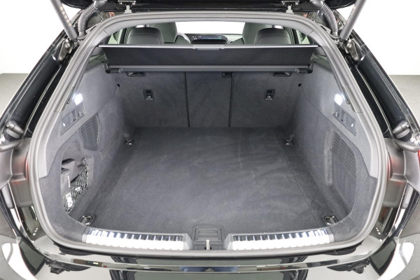 Audi A5 Avant 2.0 TFSI edition one 204pk | 19 inch lichtmetalen velgen | Elektrisch verstelbare voorstoelen | Parkeer assistent plus