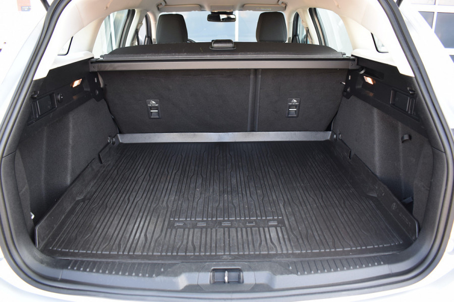 Ford FOCUS Wagon 1.5 EcoBoost Titanium Business | 150 Pk | Trekhaak | Stuur- en Stoelverw.