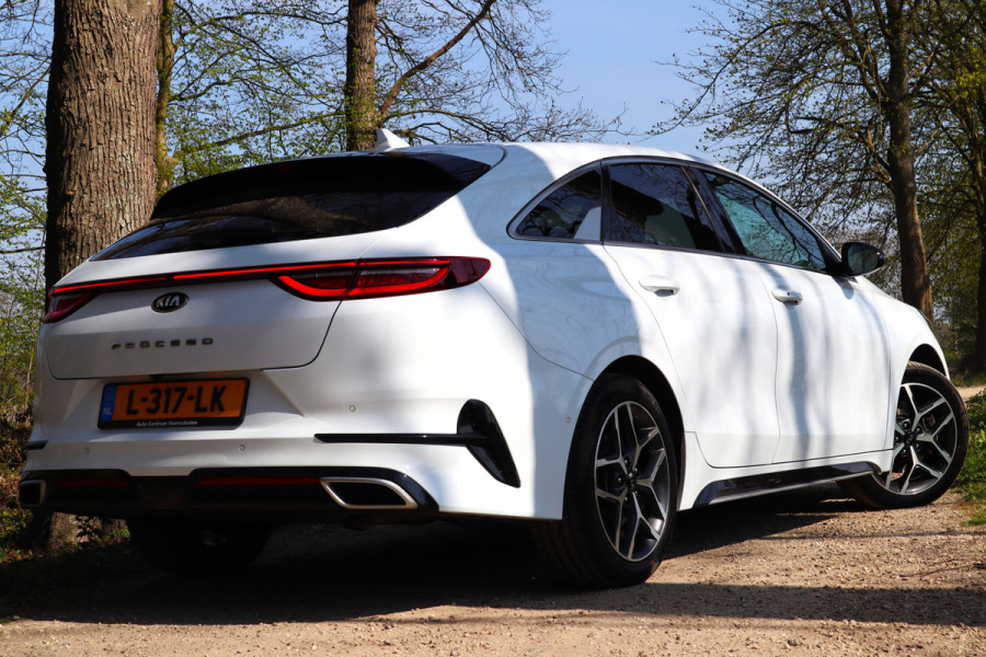 Kia ProCeed 1.5 T-GDI GT-Line | Automaat | Camera | Keyless | Navi |