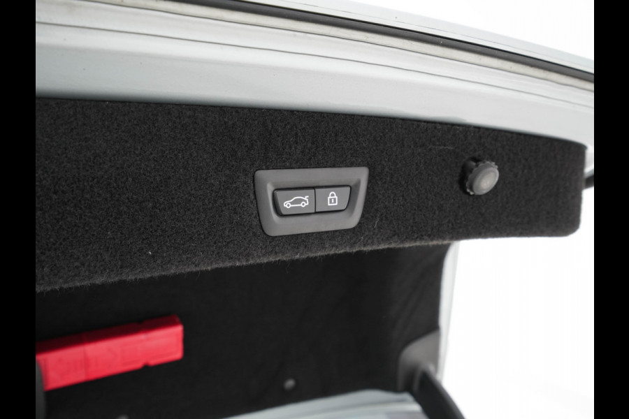 BMW 7 Serie 740d xDrive High Executive M-Sport-Pack Aut. *PANO | NAPPA-FULL-LEATHER | ADAPT.CRUISE | LASER-LED | SOFT-CLOSE | BOWERS/WILKINS-AUDIO | MEMORY-PACK | BLINDSPOT | TOP-VIEW | DAB+ | HEAD-UP | SHIFT-PADDLES | KEYLESS | 20''ALU*