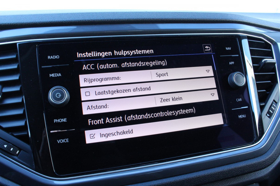 Volkswagen T-Roc 1.5 TSI DSG Sport VIRTUAL CARPLAY ACC LANE CAMERA '20