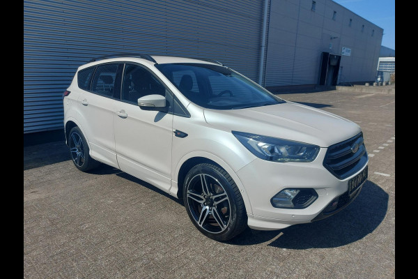 Ford Kuga 1.5 EcoBoost ST Line,Parelmoer wit,afneembare trekhaak,